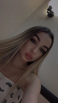 Вика, 23 лет — частная анкета шлюхи