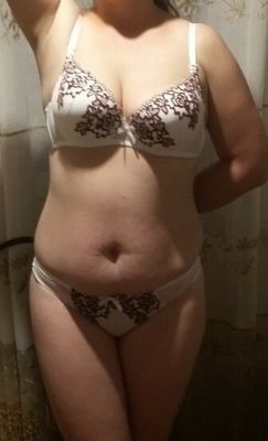 Снять проститутку от 2000 руб. в час (Наташа, рост: 167, вес: 85)