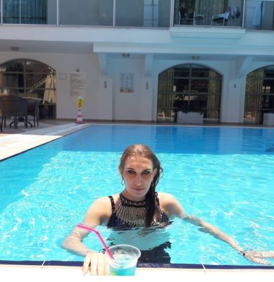 Сейлин — проститутка с большими формами, 24 лет